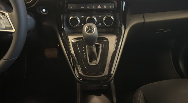 MERCEDES-BENZ T-CLASS T-Klasse 180 Style Automat