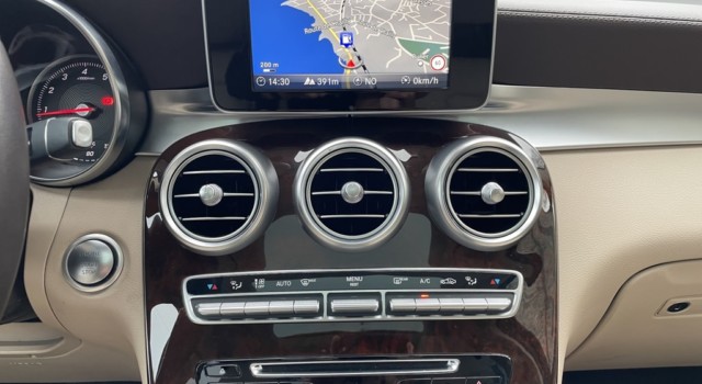 MERCEDES-BENZ GLC 300 4Matic Exclusive 9G-Tronic