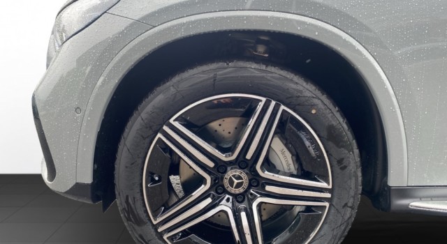 MERCEDES-BENZ GLC 400 e 4M 9G-Tronic