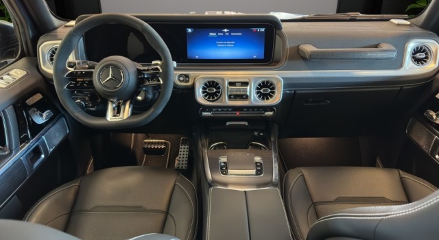 MERCEDES-BENZ G 63 AMG 9G-Tronic