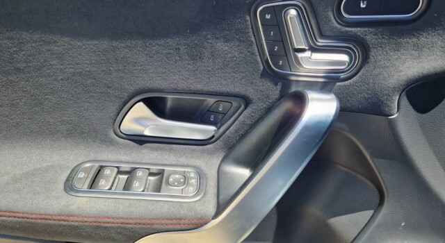 MERCEDES-BENZ A 250 4Matic 8G-DCT
