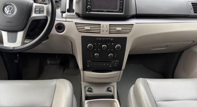 VW ROUTAN Volkswagen  3.6 V6 SE