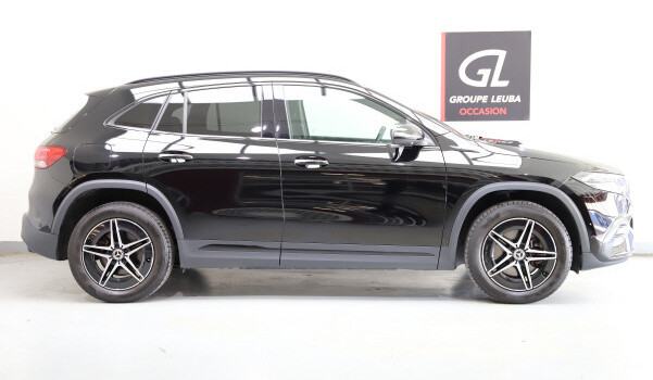 MERCEDES-BENZ EQA 250 AMG Line AMG Line