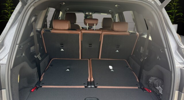 MERCEDES-BENZ GLB 250 4M