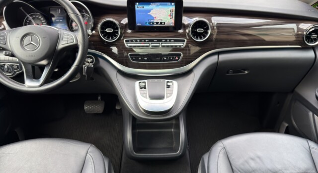 MERCEDES-BENZ V 220 d Exclusive lang 4Matic 9G-Tronic