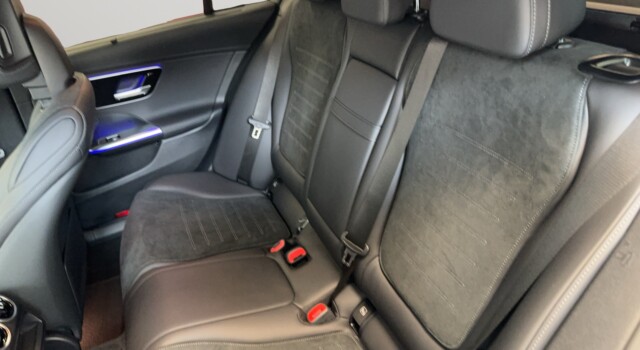 MERCEDES-BENZ C 300 de 4Matic