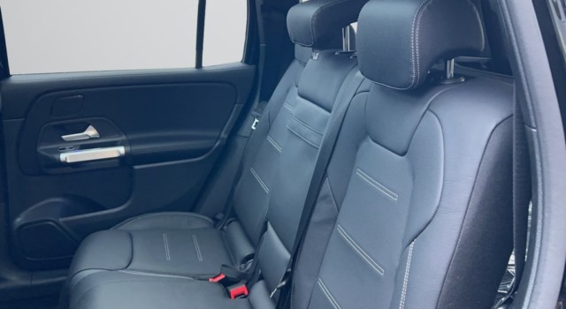 MERCEDES-BENZ GLB 220 d 4Matic 8G-Tronic