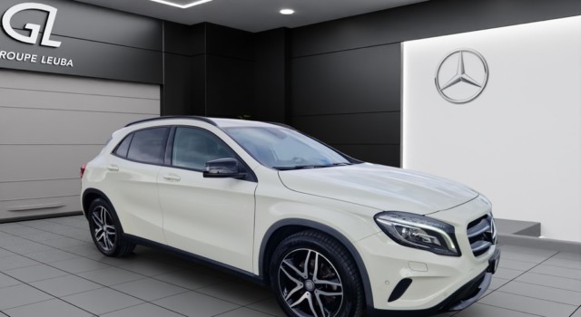 MERCEDES-BENZ GLA 250 Urban