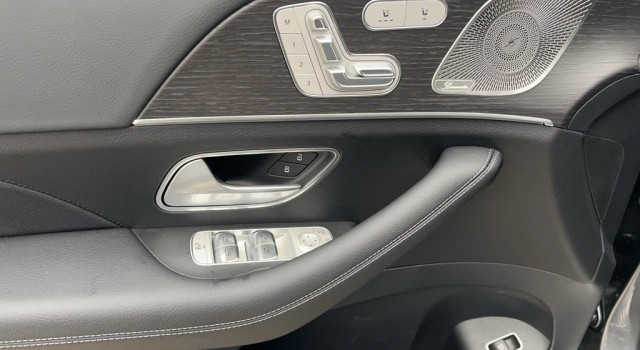 MERCEDES-BENZ GLE 300 d 4Matic 9G-Tronic