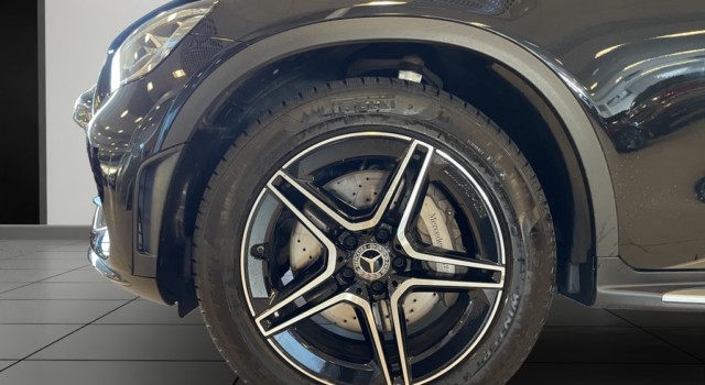 MERCEDES-BENZ GLC 220 d AMG Line 4Matic 9G-Tronic