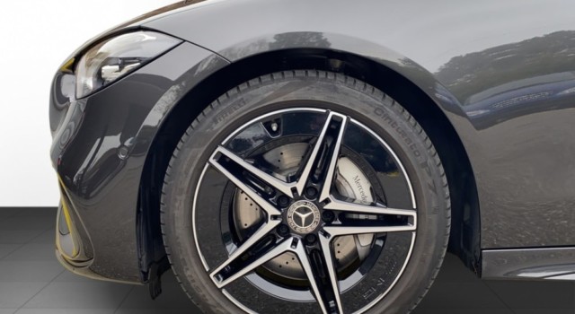 MERCEDES-BENZ C 220 d T 4 Matic