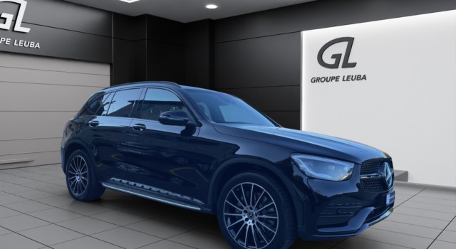 MERCEDES-BENZ GLC 200 AMG Line 4Matic 9G-Tronic
