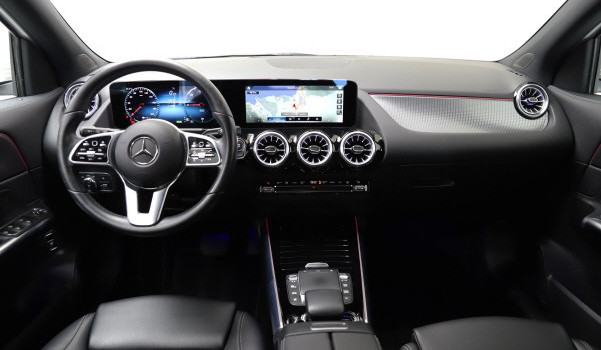 MERCEDES-BENZ EQA 250
