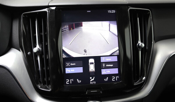 VOLVO XC60 T8 eAWD Momentum