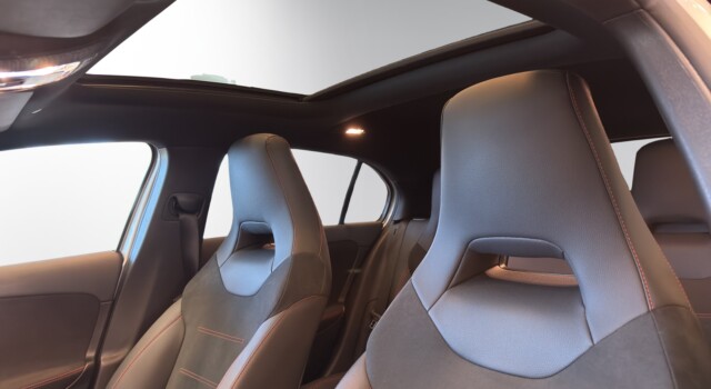 MERCEDES-BENZ A 250 4Matic 8G-DCT