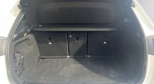 MERCEDES-BENZ GLA 250 e Style 8G-DCT