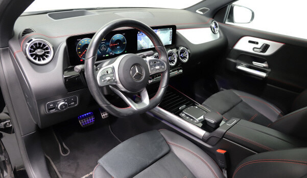 MERCEDES-BENZ EQA 250 AMG Line AMG Line