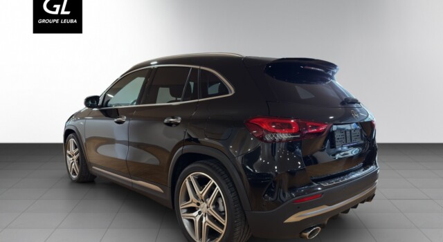 MERCEDES-BENZ GLA 35 AMG