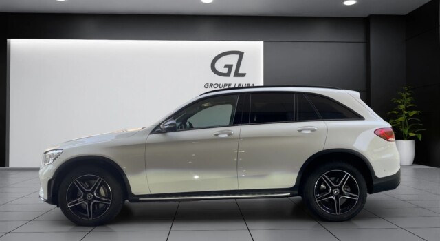 MERCEDES-BENZ GLC 300 e AMG Line 4Matic 9G-Tronic