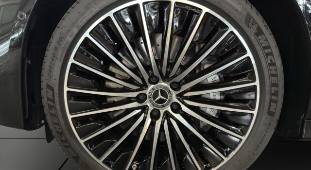 MERCEDES-BENZ E 300 de T 4Matic EQ Hybrid 9G-Tronic