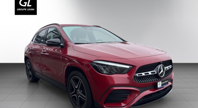 MERCEDES-BENZ GLA 220 4Matic 8G-DCT