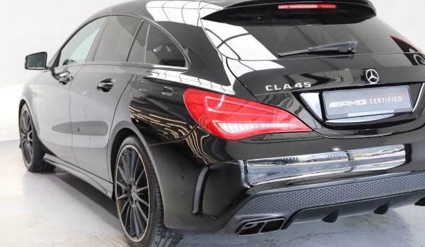 MERCEDES-BENZ CLA 45 AMG 4Matic