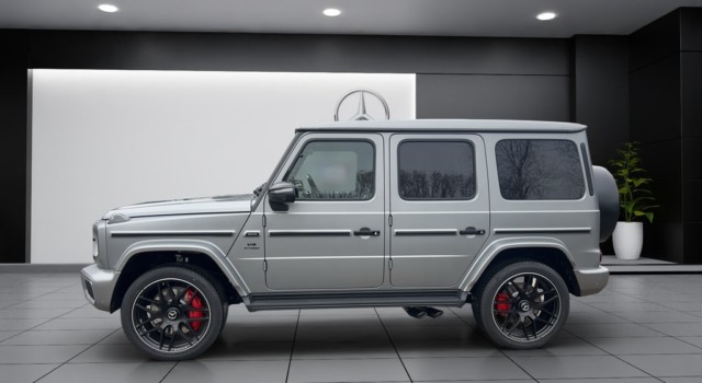 MERCEDES-BENZ G 63 AMG 9G-Tronic