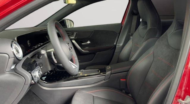 MERCEDES-BENZ A 250 4Matic 8G-DCT