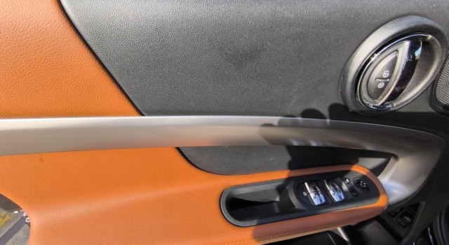 MINI COUNTRYMAN CooperSE Trafa