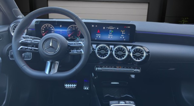 MERCEDES-BENZ A 250 e EQ Star 8G-DCT