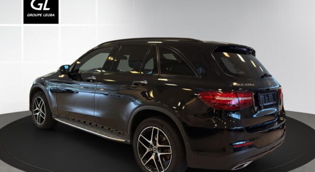 MERCEDES-BENZ GLC 220 d AMG Line 4Matic