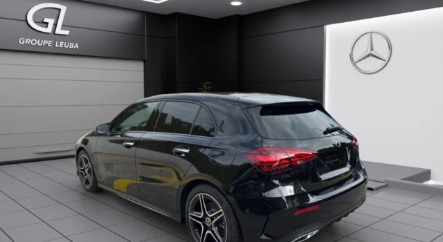 MERCEDES-BENZ A 200 Night Star 7G-DCT