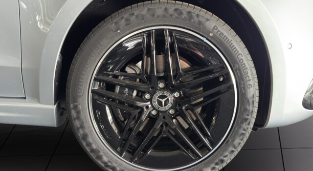 MERCEDES-BENZ V 300 d lang Swiss Edition 4Matic 9G-Tronic