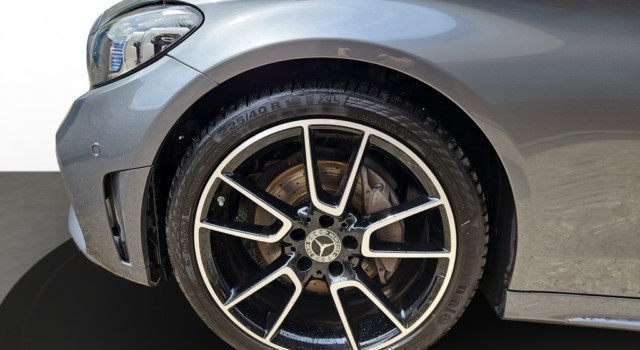 MERCEDES-BENZ C 200 AMG Line 4Matic