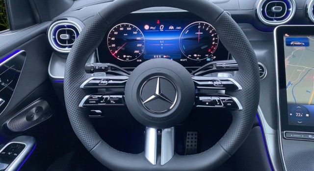 MERCEDES-BENZ GLC 300 e 4Matic 9G-Tronic