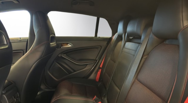 MERCEDES-BENZ CLA 250 Sport 4Matic