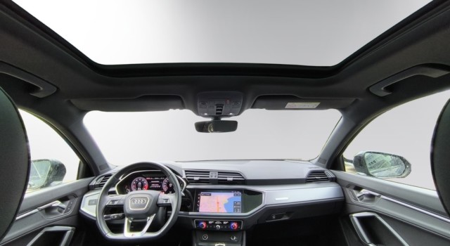 AUDI Q3 45 TFSI S line quattro