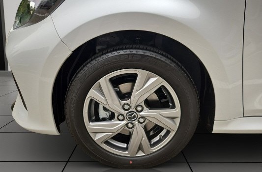 MAZDA 2 Hybrid Exclusive-line