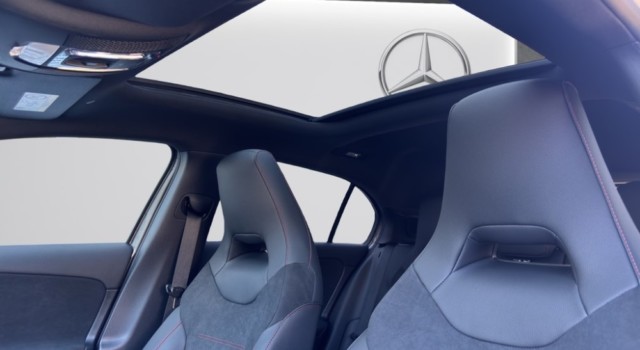 MERCEDES-BENZ A 250 e EQ Star 8G-DCT