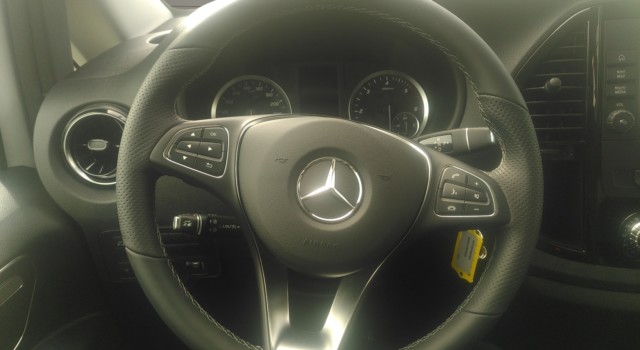 MERCEDES-BENZ VITO 116 CDI Lang Select Family Tourer 4Matic 9G-Tronic