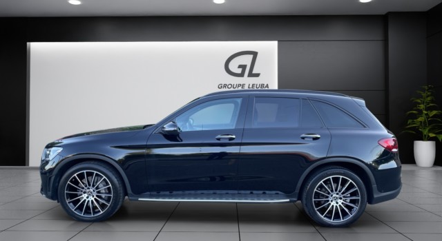 MERCEDES-BENZ GLC 200 AMG Line 4Matic 9G-Tronic