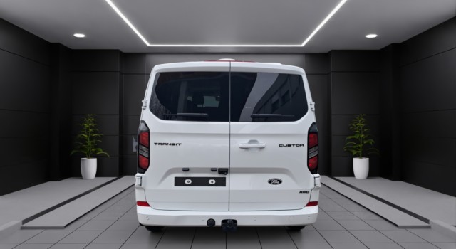 FORD TRANSIT CUSTOM 320 L1. Combi. 4×4 Limited. 2.0 L 170 CV