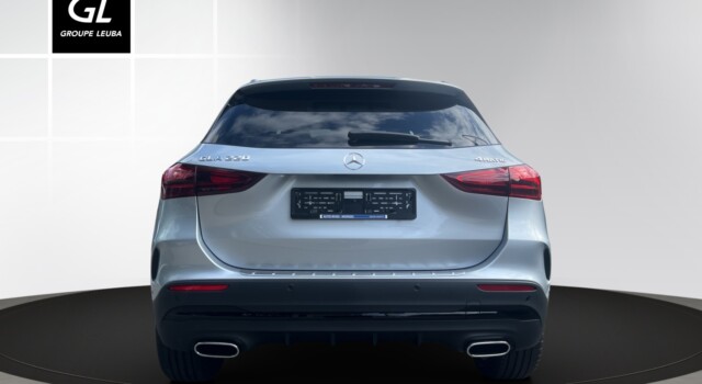 MERCEDES-BENZ GLA 220 4Matic 8G-DCT