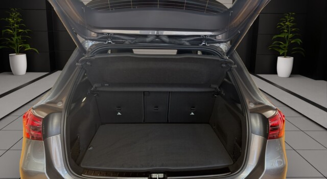 MERCEDES-BENZ GLA 250 4Matic 8G-DCT Swiss Star