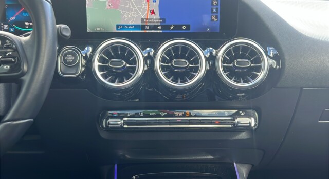 MERCEDES-BENZ GLA 250 e Style 8G-DCT