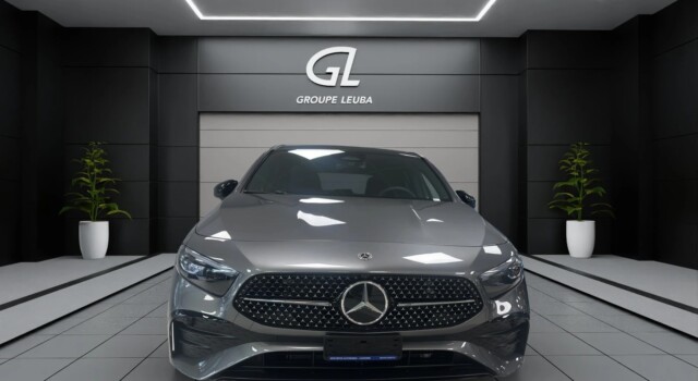 MERCEDES-BENZ A 220 4Matic 8G-DCT