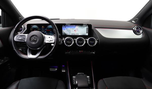 MERCEDES-BENZ EQA 250 AMG Line AMG Line