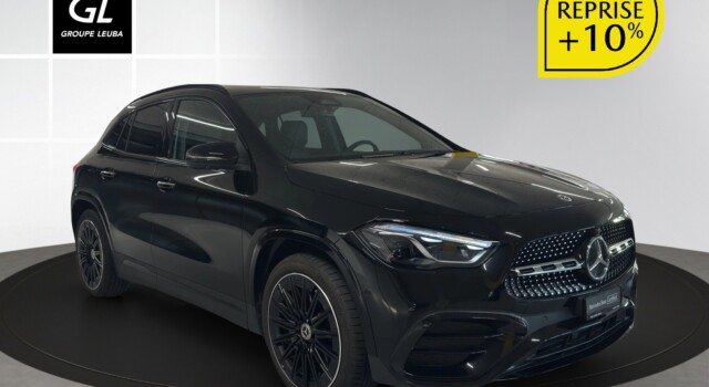 MERCEDES-BENZ GLA 220 4Matic 8G-DCT