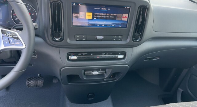 MERCEDES-BENZ VITO 116 CDI Lang Pro 9G-Tronic 4M