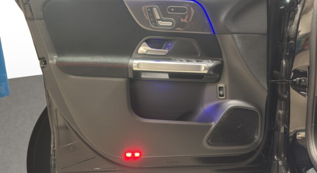 MERCEDES-BENZ GLB 220 4Matic 8G-Tronic